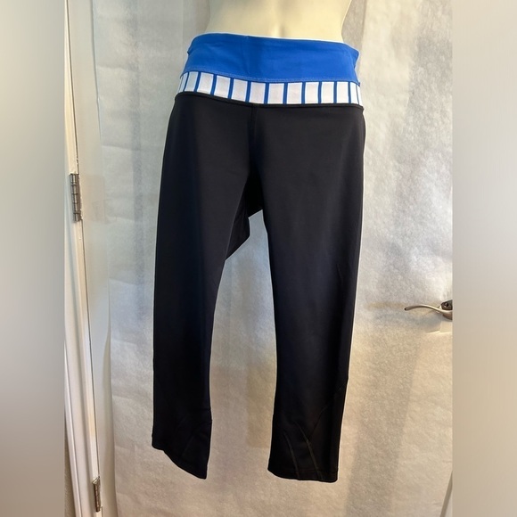 Lululemon Run Inspire Crop II workout legging pants Sz-6. F5 - Picture 3 of 10